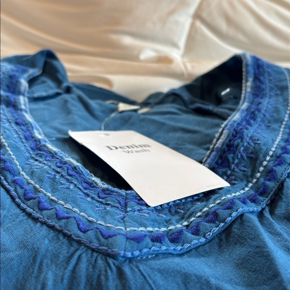 CATO Rayon embroidered V neck short sleeve whimsical denim wash shirt Xl NWT - Picture 11 of 11